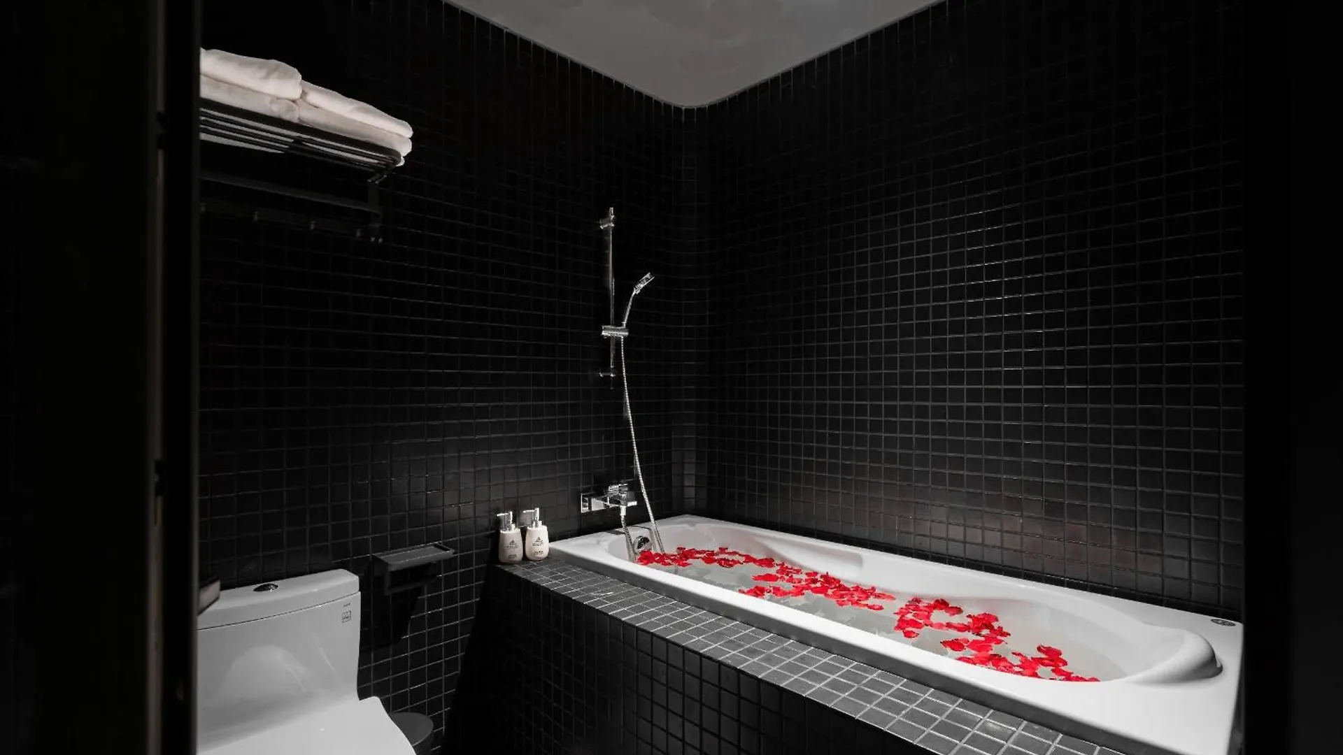 Seaside Boutique Hotel Nha Trang Beach